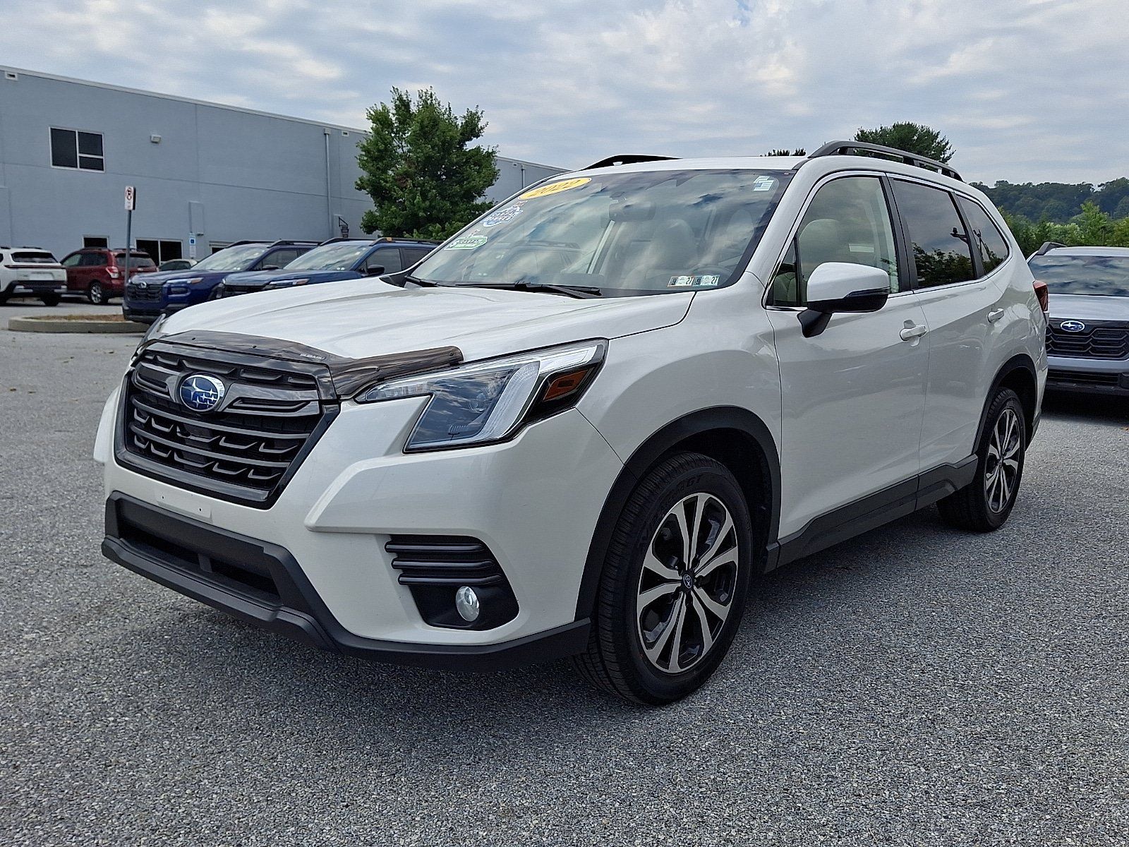 Used 2022 Subaru Forester Limited AWD/4WD image 3