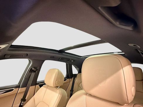 New 2026 Porsche Macan AWD/4WD image 22