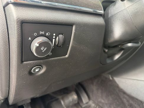 Used 2018 Jeep Grand Cherokee Limited AWD/4WD image 33