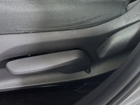 Used 2024 Toyota RAV4 LE AWD/4WD image 13