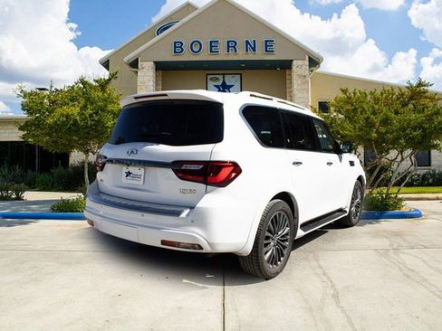 Used 2023 INFINITI QX80 Premium Select w/ Cargo Package image 5