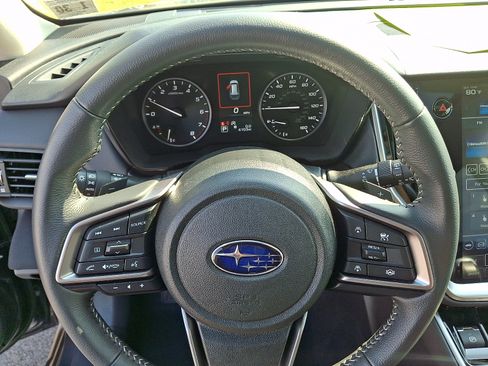 Certified 2025 Subaru Outback Premium AWD/4WD image 20