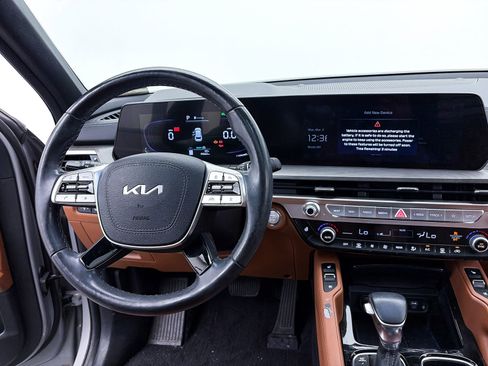 Used 2023 Kia Telluride EX X-Line image 4