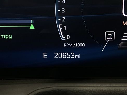 Used 2025 Cadillac XT4 Premium Luxury w/ Cold Weather Package image 20