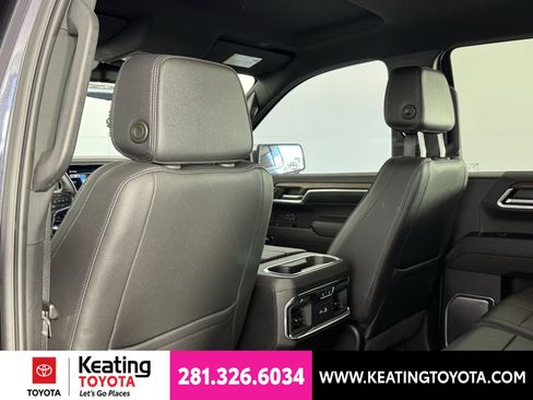 Used 2024 Chevrolet Silverado 1500 High Country w/ Technology Package AWD/4WD image 16
