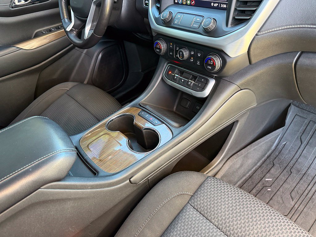 Used 2020 GMC Acadia SLE w/ LPO, Floor Liner Package FWD image 44