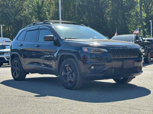 Used 2020 Jeep Cherokee Latitude Plus image 1