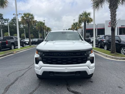 Used 2023 Chevrolet Silverado 1500 Custom w/ LPO, Dark Essentials Package RWD image 3