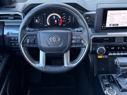 Used 2024 Toyota Tacoma SR5 AWD/4WD image 15