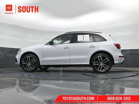 Used 2017 Audi Q5 3.0T Premium Plus w/ Technology Package AWD/4WD image 46