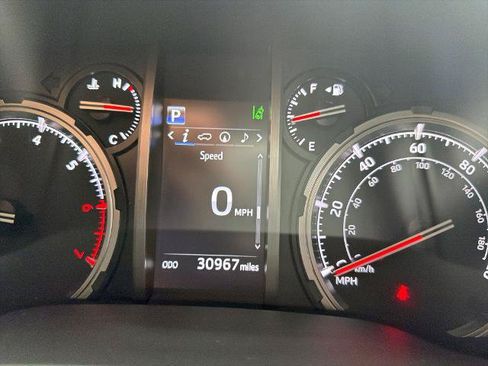 Used 2023 Toyota 4Runner TRD Off-Road Premium w/ Off Road Premium Plus Package AWD/4WD image 5