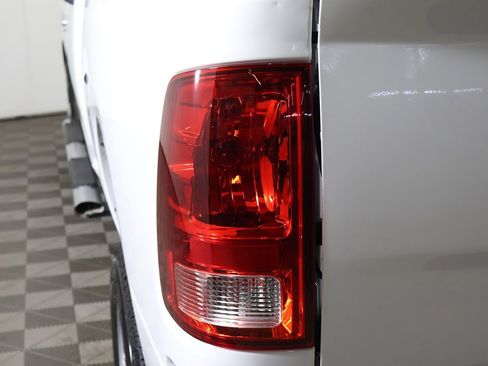 Used 2018 RAM 2500 Tradesman image 12