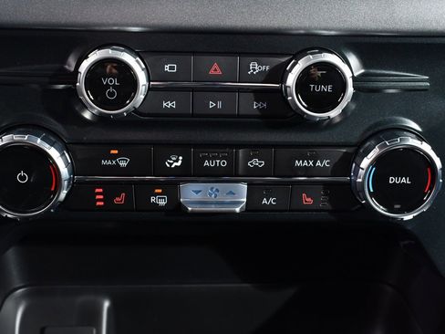 New 2025 Ford F150 XLT w/ Equipment Group 302A MID image 28