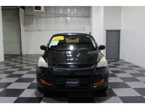 Used 2013 Ford Escape S image 2