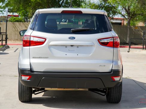 Used 2018 Ford EcoSport S image 5