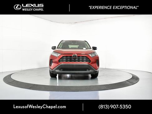 Used 2021 Toyota RAV4 LE image 13