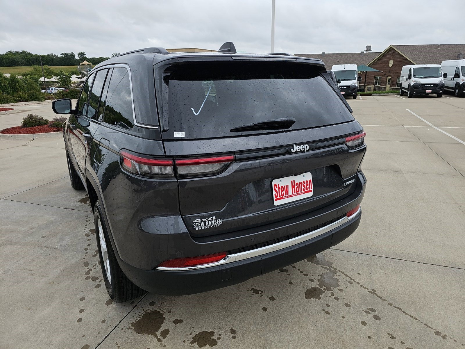New 2026 Jeep Grand Cherokee Laredo X AWD/4WD image 3