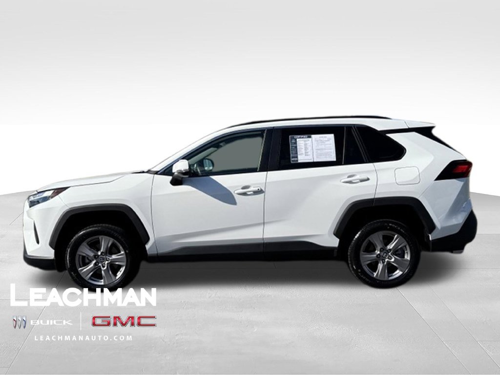Used 2023 Toyota RAV4 XLE FWD image 7