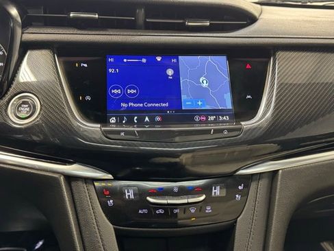 Used 2023 Cadillac XT6 Sport image 18