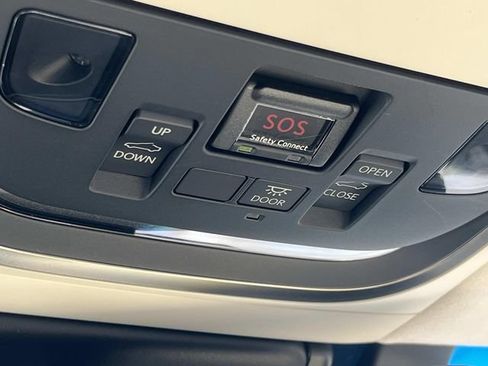 Used 2019 Lexus LS 500 w/ Interior Upgrade Package RWD image 37
