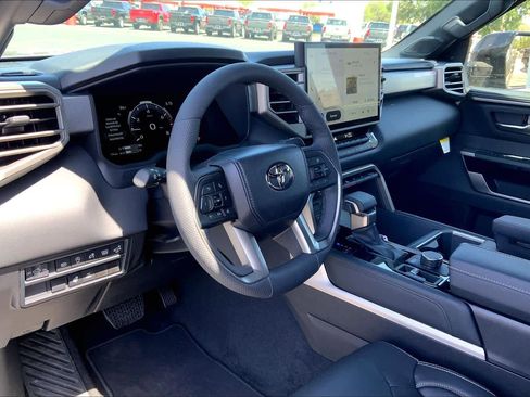 New 2026 Toyota Tundra Limited AWD/4WD image 8