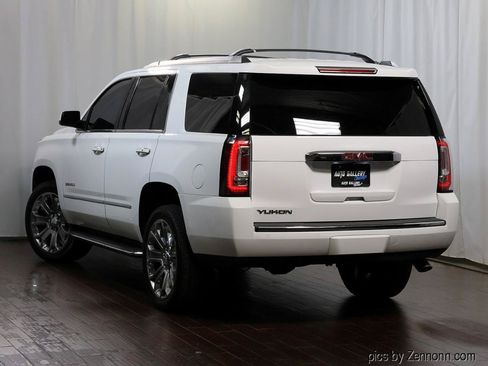 Used 2017 GMC Yukon Denali w/ Open Road Package AWD/4WD image 8