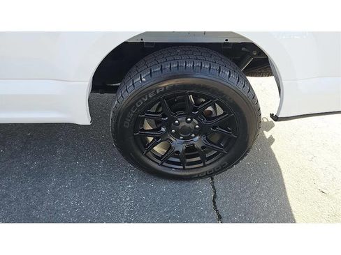 Used 2015 Ford F150 XL w/ Equipment Group 101A Mid image 9