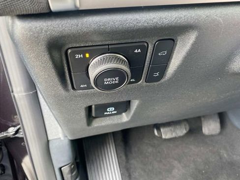 New 2026 Ford Expedition Active RWD image 15