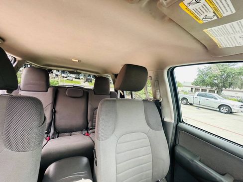 Used 2012 Nissan Pathfinder S RWD image 23