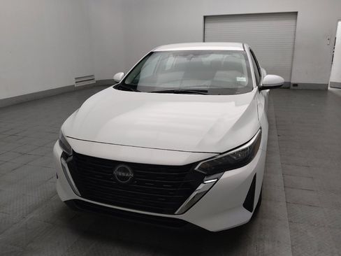 Used 2024 Nissan Sentra SV FWD image 15