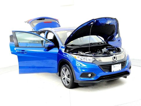 Used 2021 Honda HR-V EX-L image 9