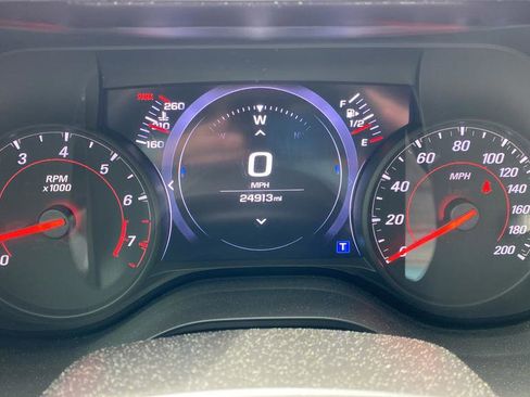 Used 2019 Chevrolet Camaro SS RWD image 17