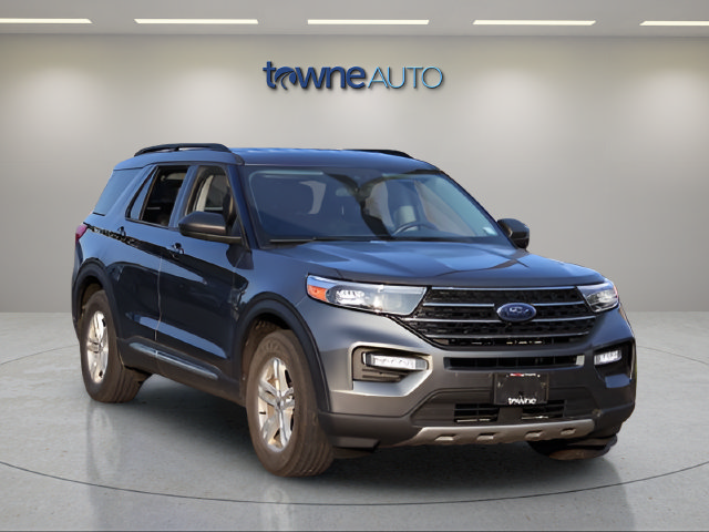 Used 2023 Ford Explorer XLT w/ Equipment Group 202A AWD/4WD image 5