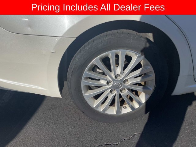 Used 2013 Toyota Avalon XLE Premium FWD image 12