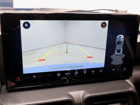 Used 2025 Ford Mustang EcoBoost image 2