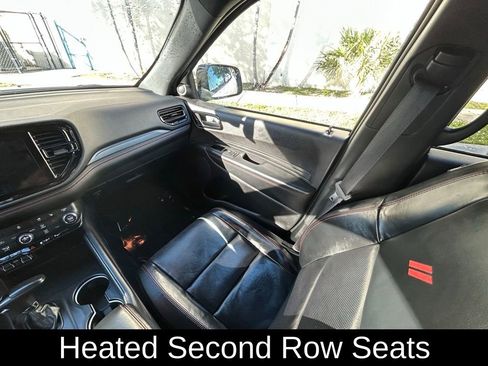 Certified 2024 Dodge Durango GT image 11