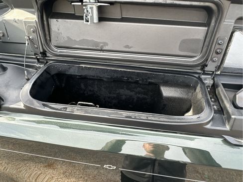 Used 2013 Chevrolet Avalanche LT image 15