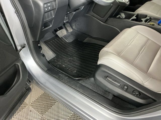 Used 2019 Honda CR-V EX-L image 15