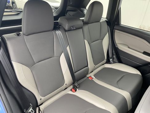 Used 2025 Subaru Forester Limited image 20