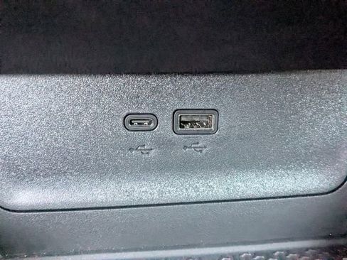 Used 2025 Chevrolet Equinox RS w/ Safety and Technology Package image 22