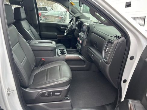 Used 2022 GMC Sierra 1500 Denali w/ Denali Premium Package image 7