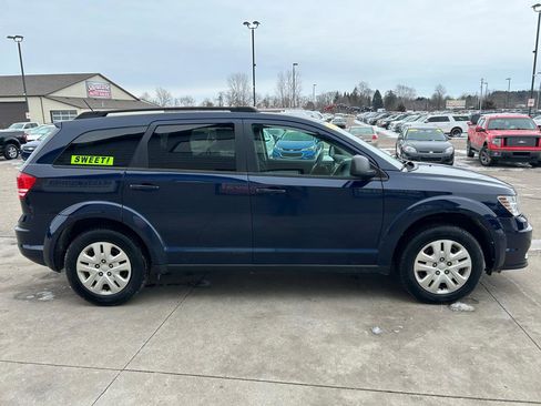 Used 2017 Dodge Journey SE FWD image 4