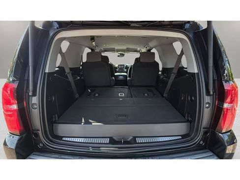 Used 2018 Chevrolet Tahoe LT AWD/4WD image 27
