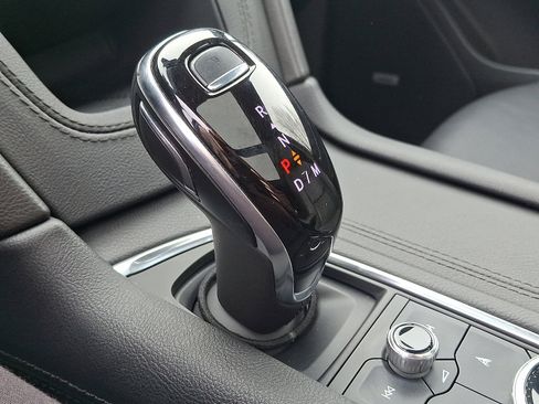 Certified 2022 Cadillac XT6 Premium Luxury w/ Technology Package image 15