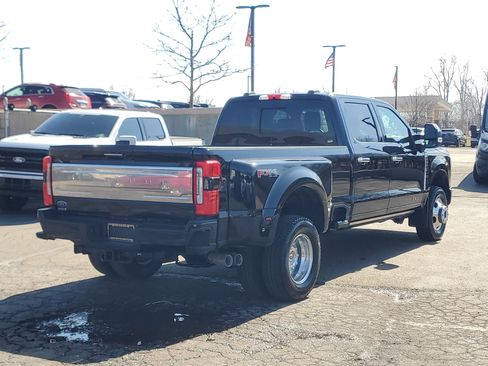 Used 2024 Ford F350 Platinum image 6