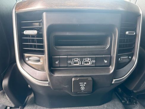 Used 2021 RAM 1500 Laramie AWD/4WD image 11