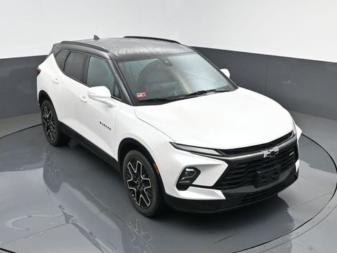 Used 2023 Chevrolet Blazer RS AWD/4WD image 22