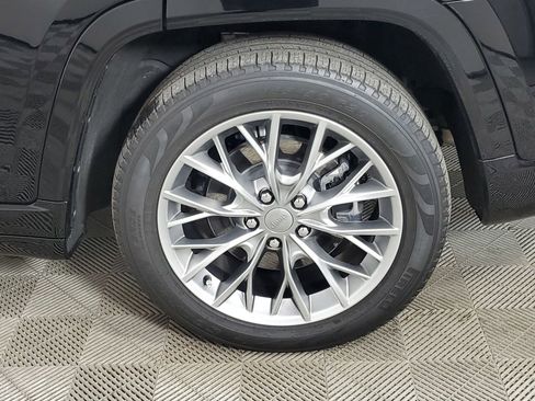 Used 2022 Jeep Grand Cherokee Summit w/ Advanced Protech Group IV image 18