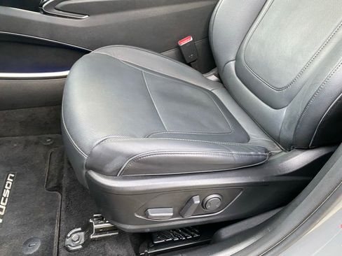 Used 2024 Hyundai Tucson Limited image 24