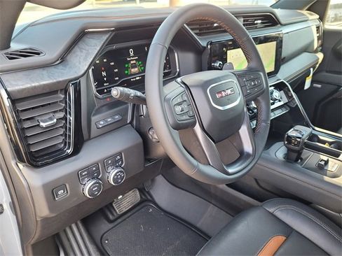 New 2025 GMC Sierra 1500 AT4 w/ Technology Package image 21